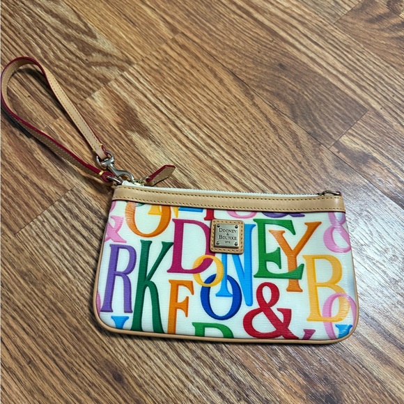 DOONEY & BOURKE RETRO GRAFICA LARGE SLIM WRISTLET - Picture 4 of 14